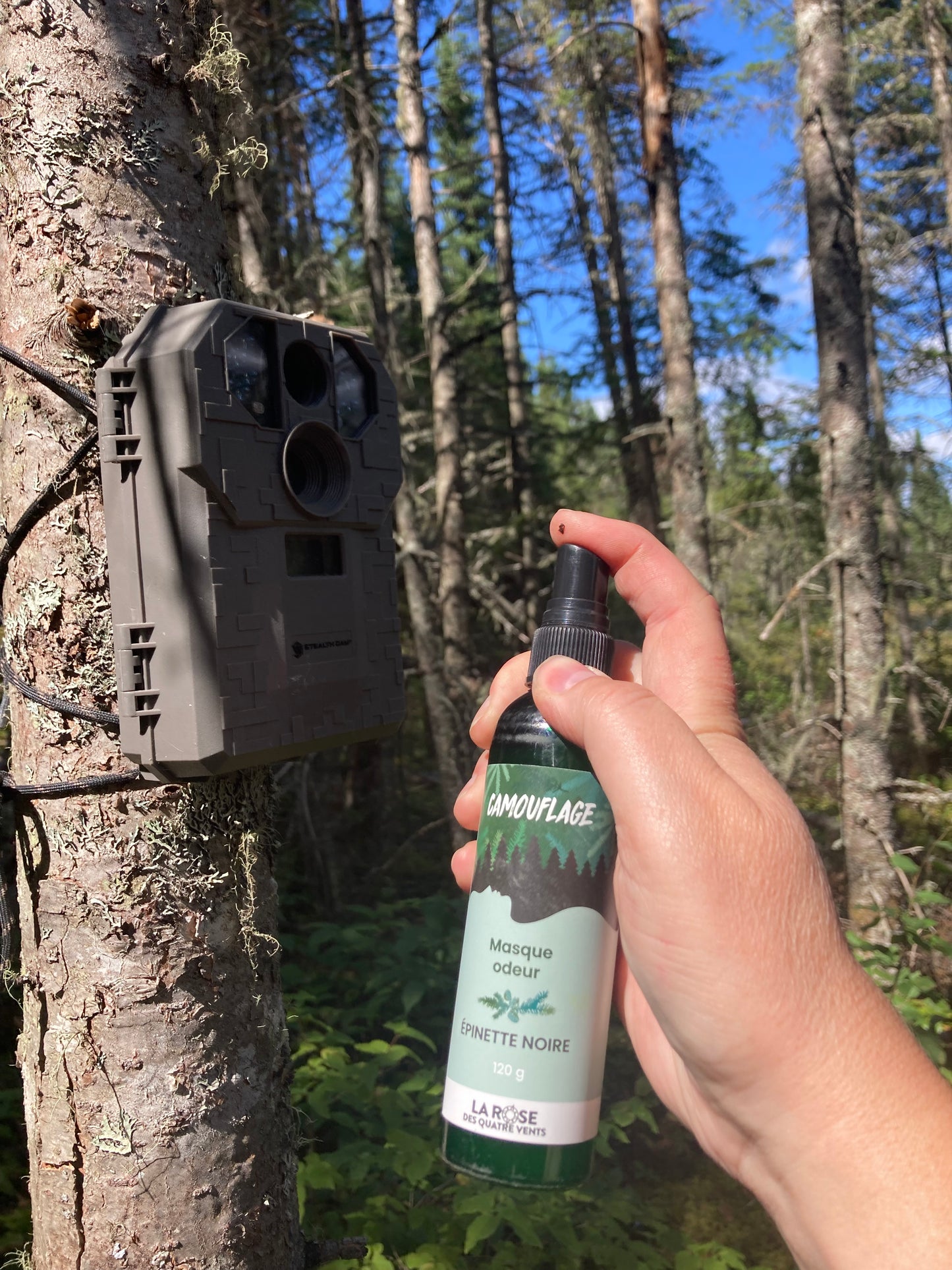 CAMOUFLAGE Masque odeur épinette noire