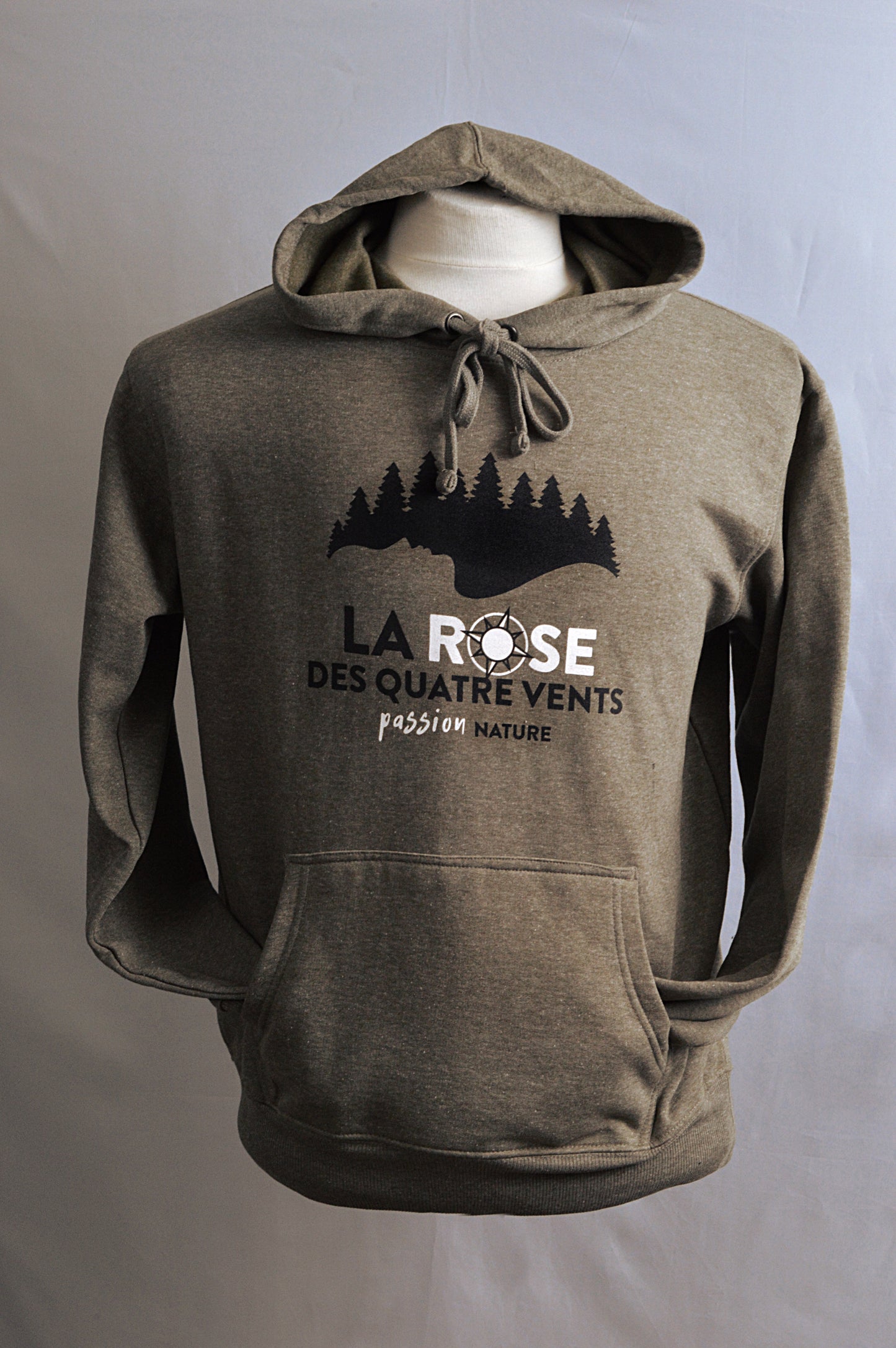 Hoodie vert armé avec La Rose des Quatre Vents avant