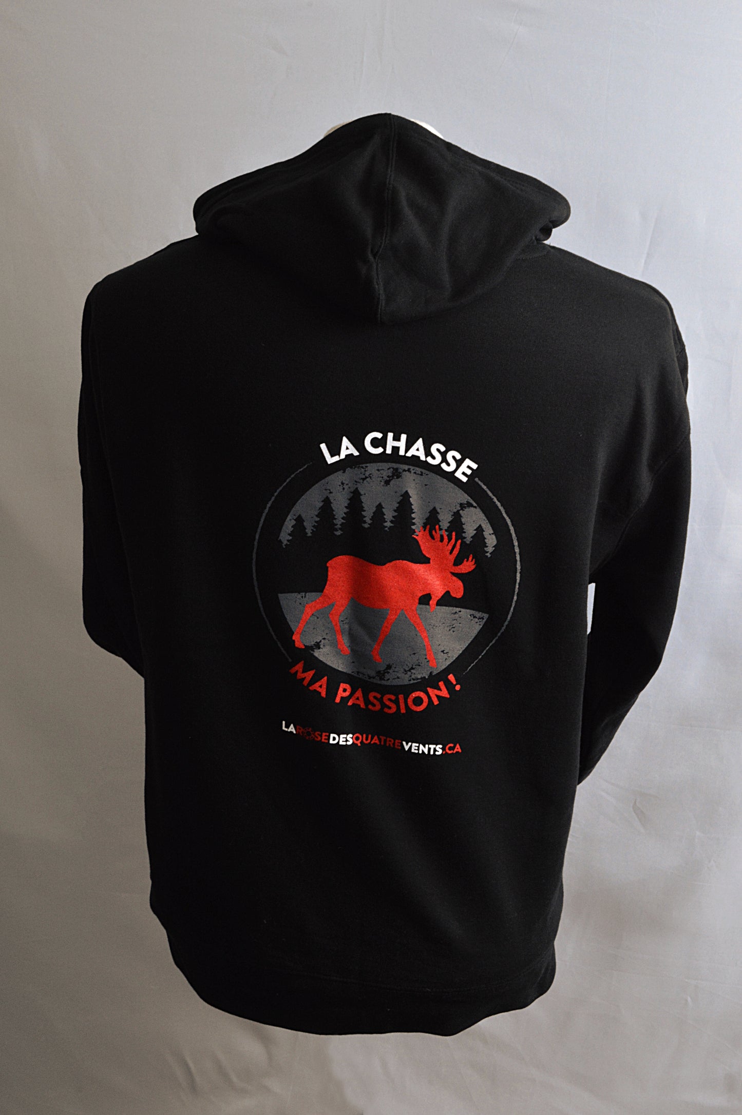 Hoodie UNISEXE avec orignal rouge en arrière